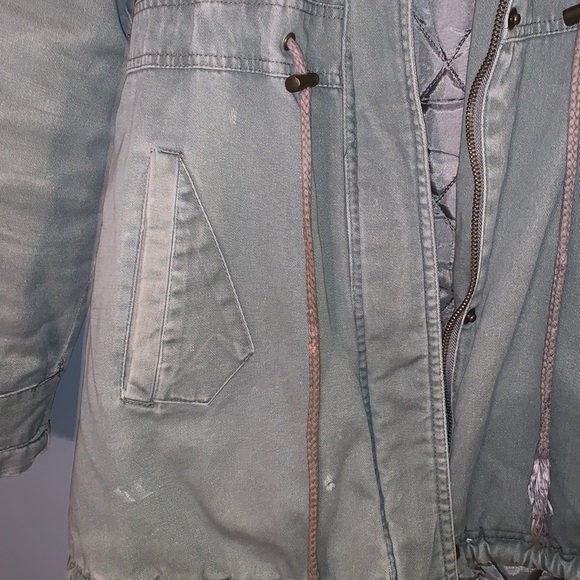 American rag jacket. Sized small. Army green. - Picture 2 of 8